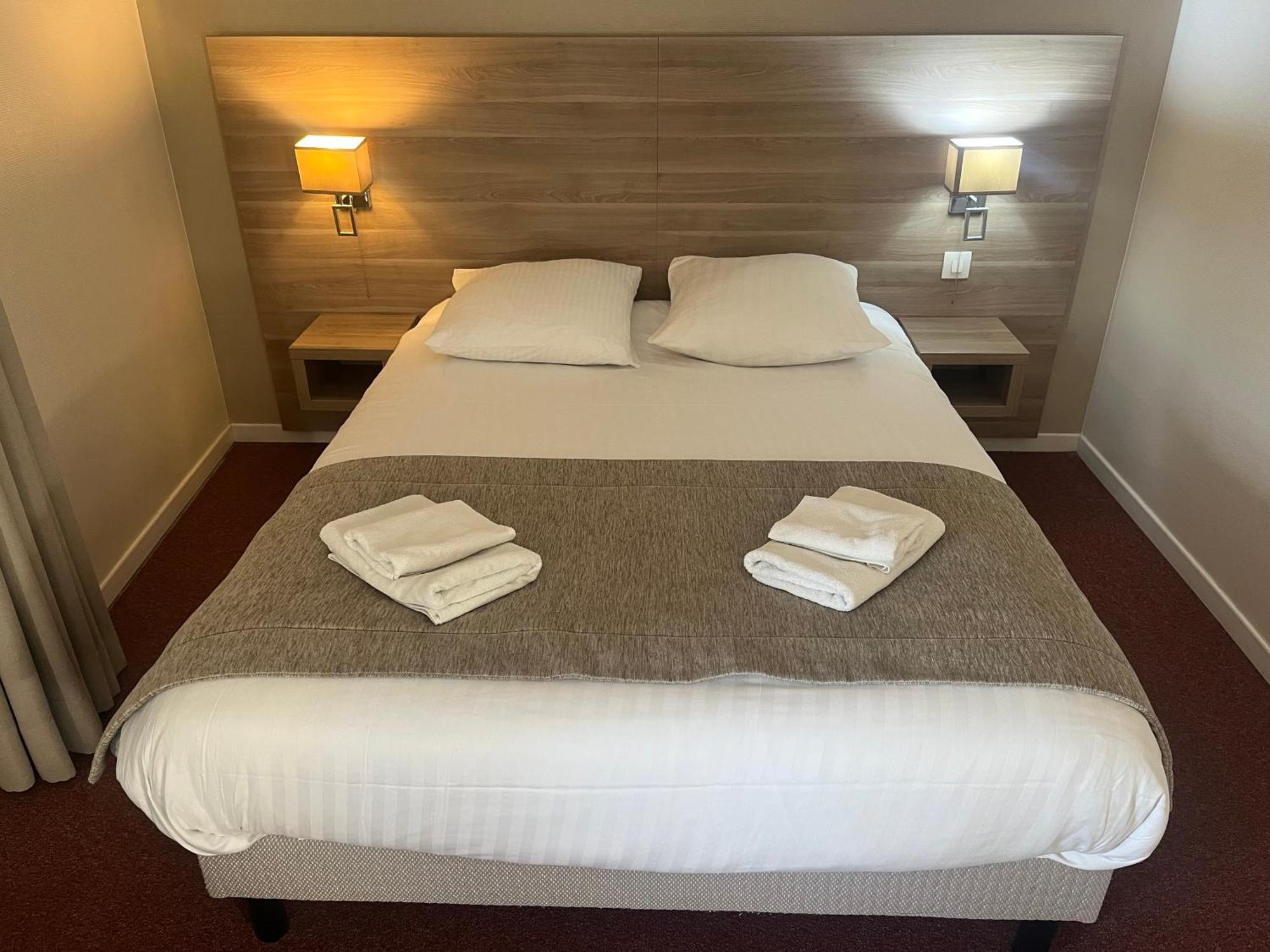Hotel Le Roosevelt Givet Eksteriør billede